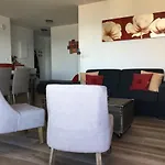 Appartement, Vue Mer A 150M De La Plage